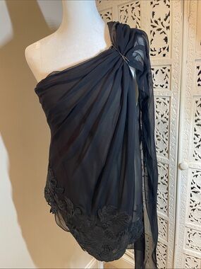 VINTAGE KAUFMAN FRANCO Elegant Black One-Shoulder Draped Women’s Top